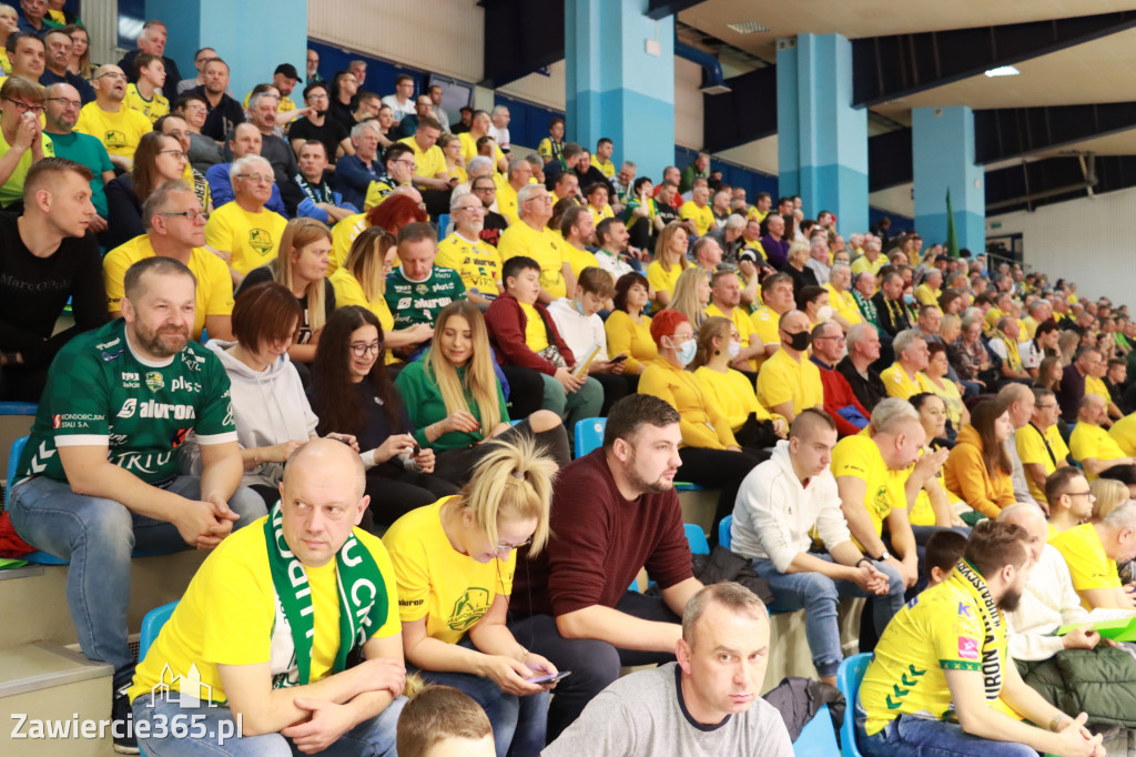 STALOWE DERBY WYGRANE W TRZECH SETACH