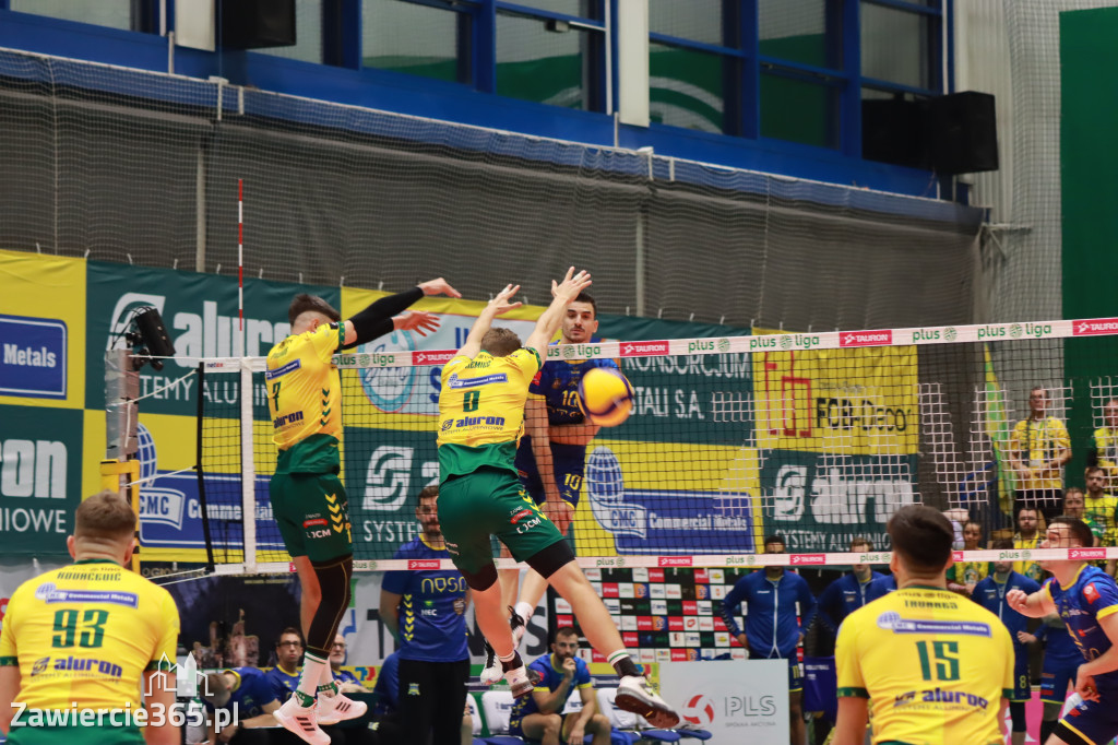 STALOWE DERBY WYGRANE W TRZECH SETACH