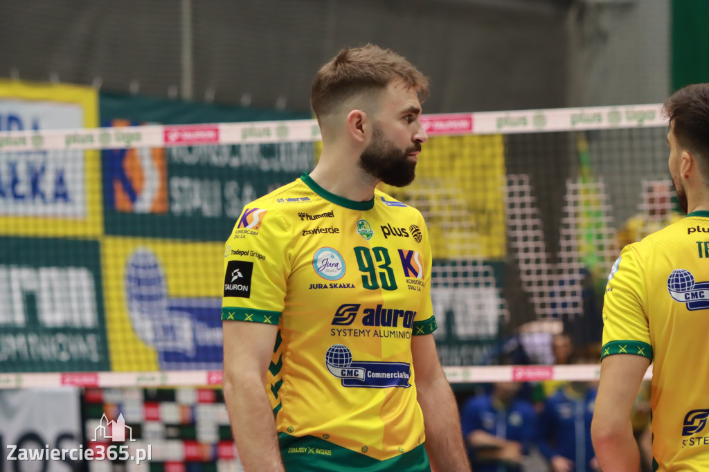 STALOWE DERBY WYGRANE W TRZECH SETACH