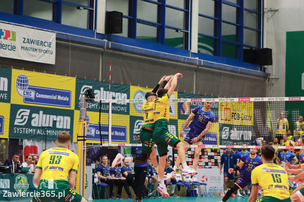 STALOWE DERBY WYGRANE W TRZECH SETACH