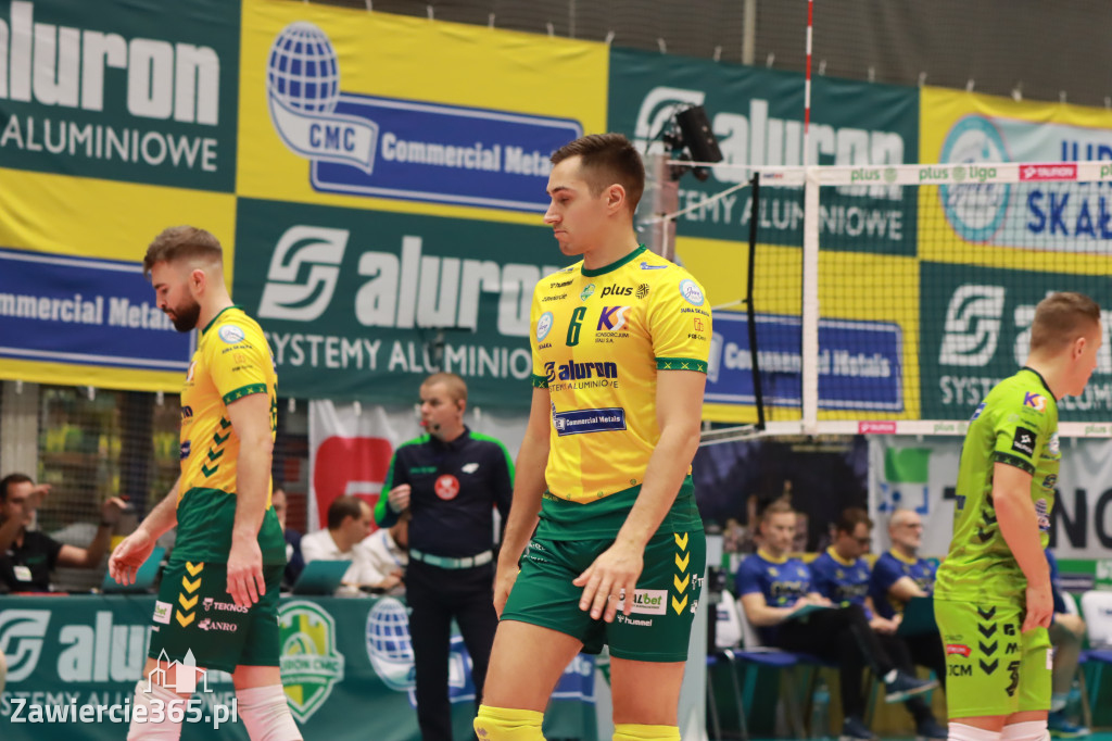 STALOWE DERBY WYGRANE W TRZECH SETACH
