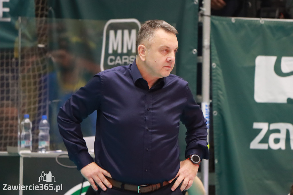 STALOWE DERBY WYGRANE W TRZECH SETACH