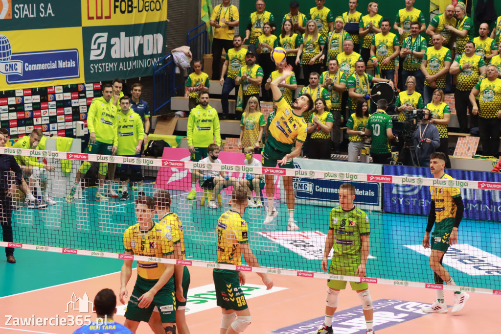 STALOWE DERBY WYGRANE W TRZECH SETACH
