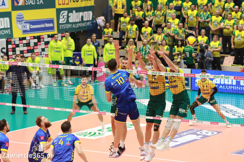 STALOWE DERBY WYGRANE W TRZECH SETACH