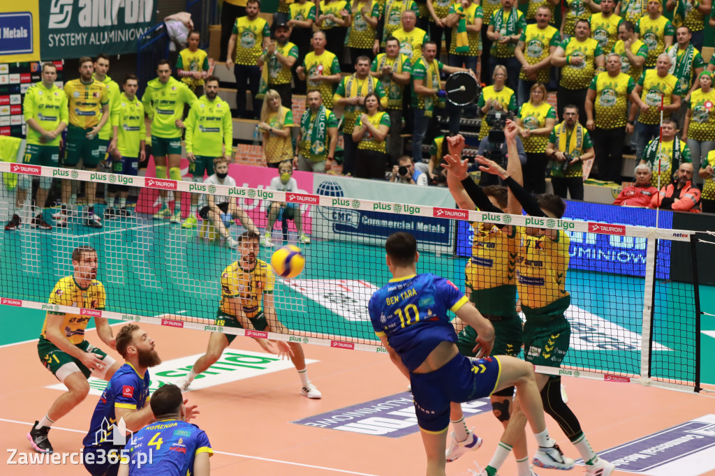STALOWE DERBY WYGRANE W TRZECH SETACH