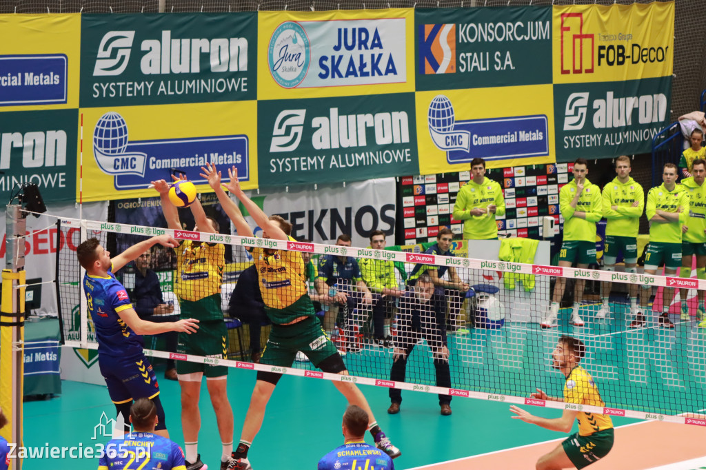 STALOWE DERBY WYGRANE W TRZECH SETACH