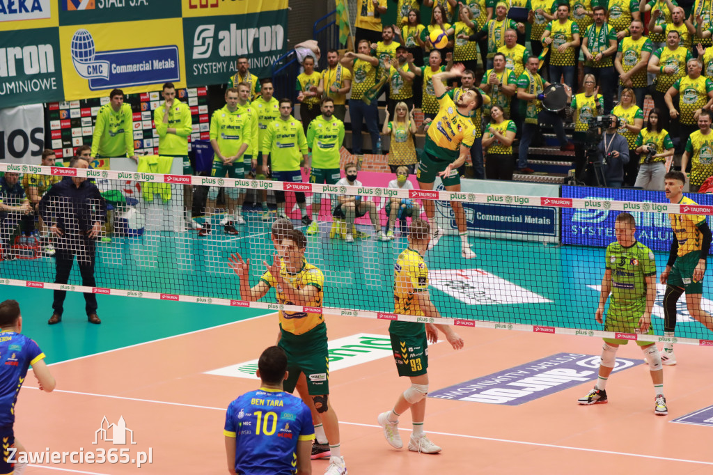 STALOWE DERBY WYGRANE W TRZECH SETACH