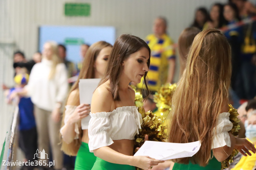 STALOWE DERBY WYGRANE W TRZECH SETACH