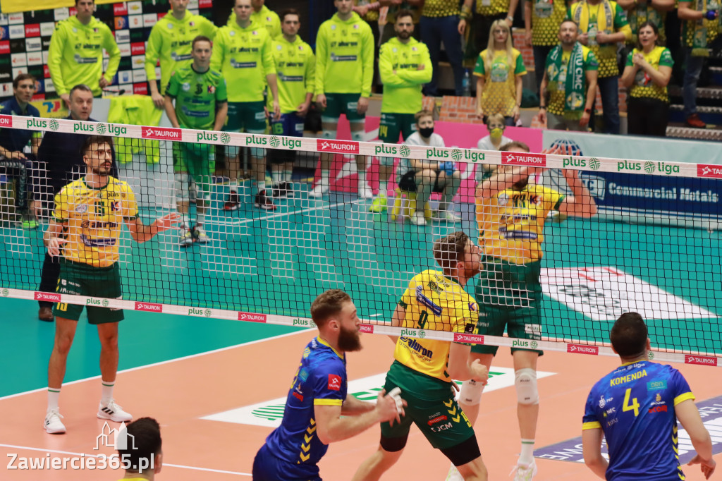 STALOWE DERBY WYGRANE W TRZECH SETACH