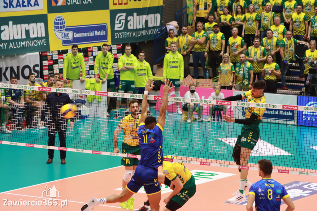 STALOWE DERBY WYGRANE W TRZECH SETACH