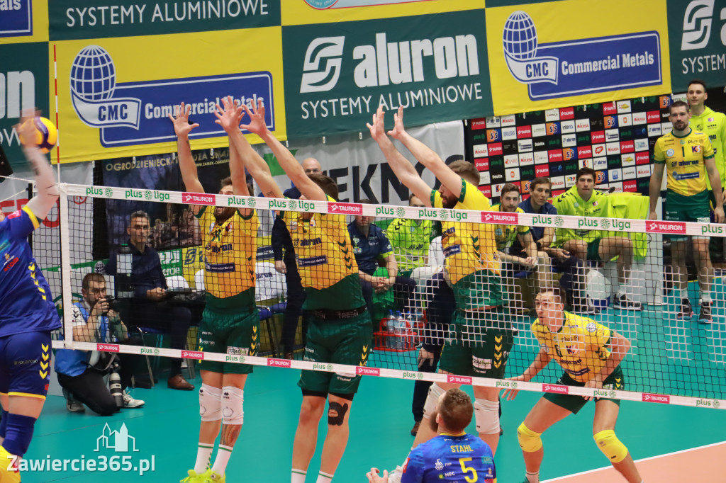 STALOWE DERBY WYGRANE W TRZECH SETACH