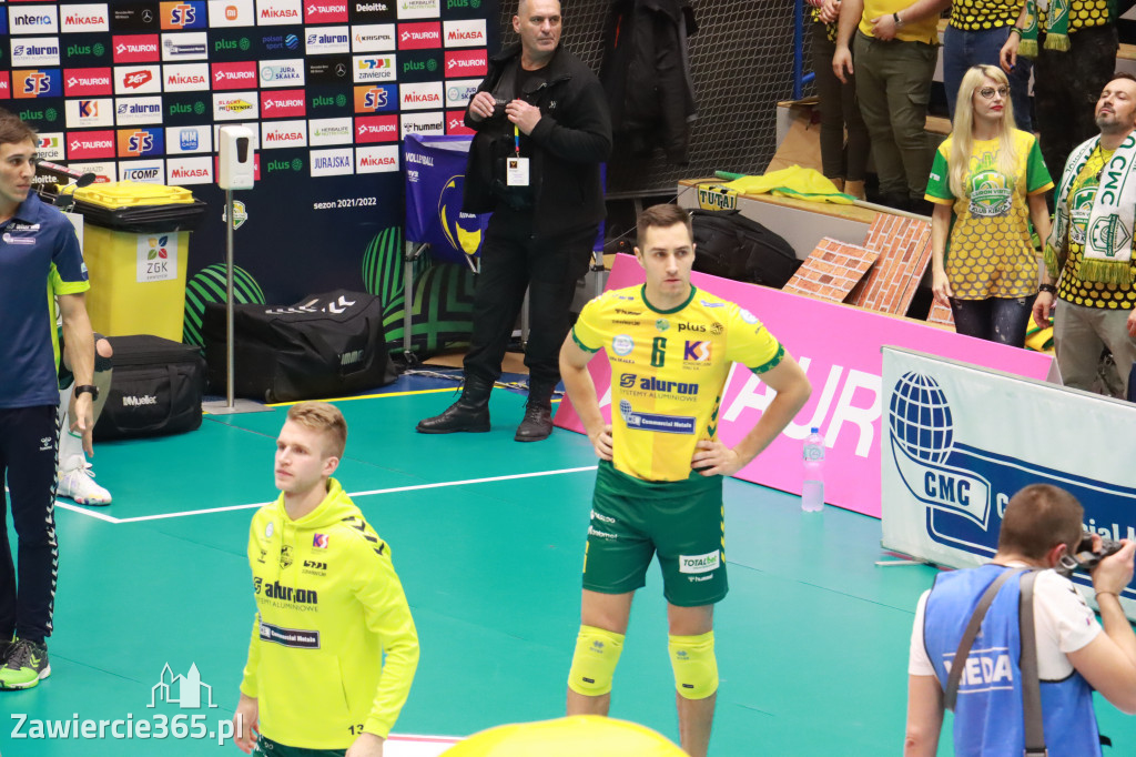 STALOWE DERBY WYGRANE W TRZECH SETACH