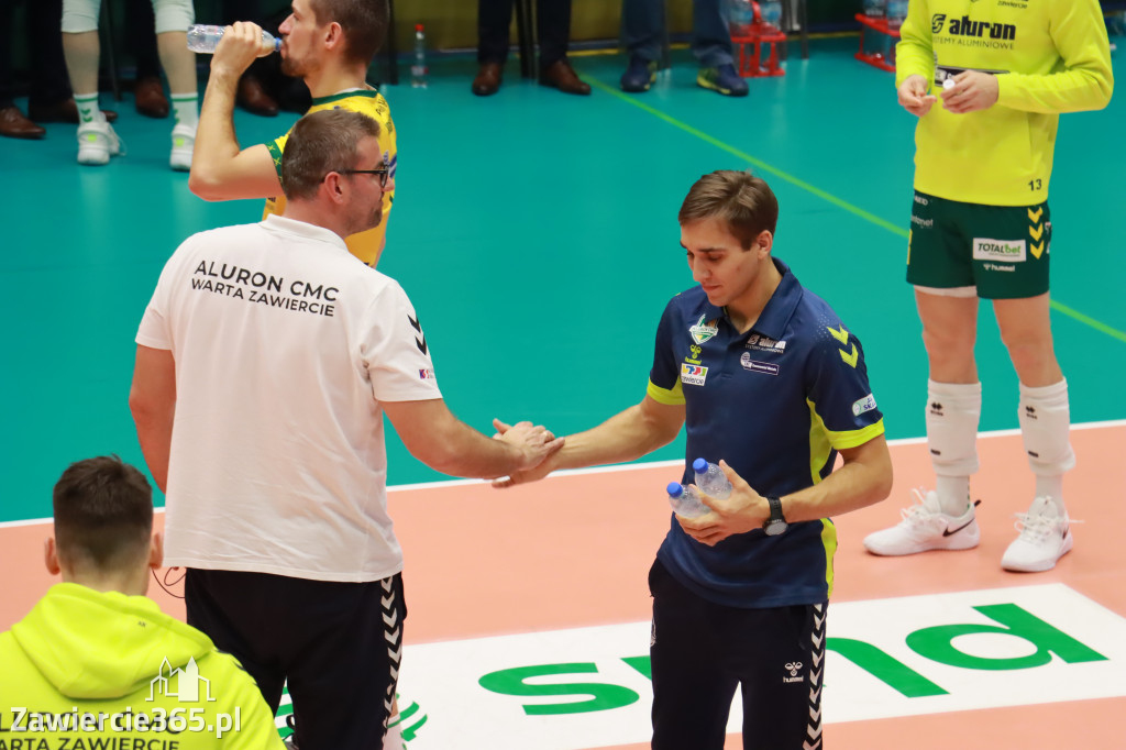 STALOWE DERBY WYGRANE W TRZECH SETACH