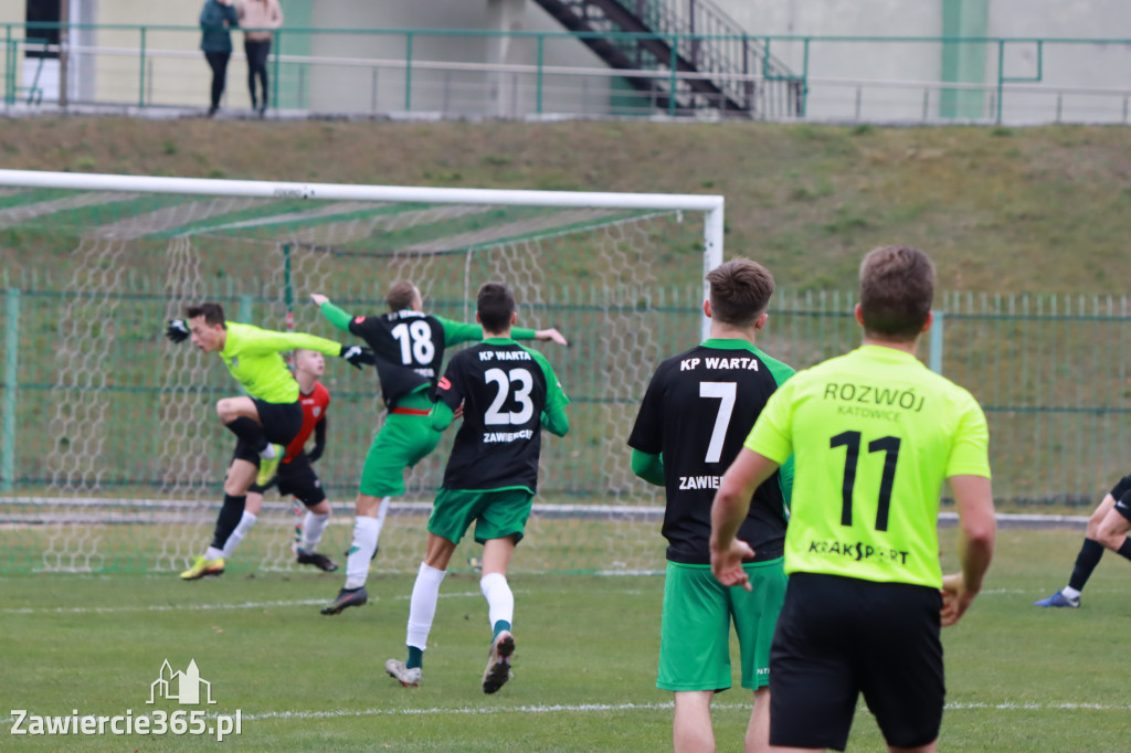 Wygrywamy ostatni mecz z  Rozwój Katowice  1:0.