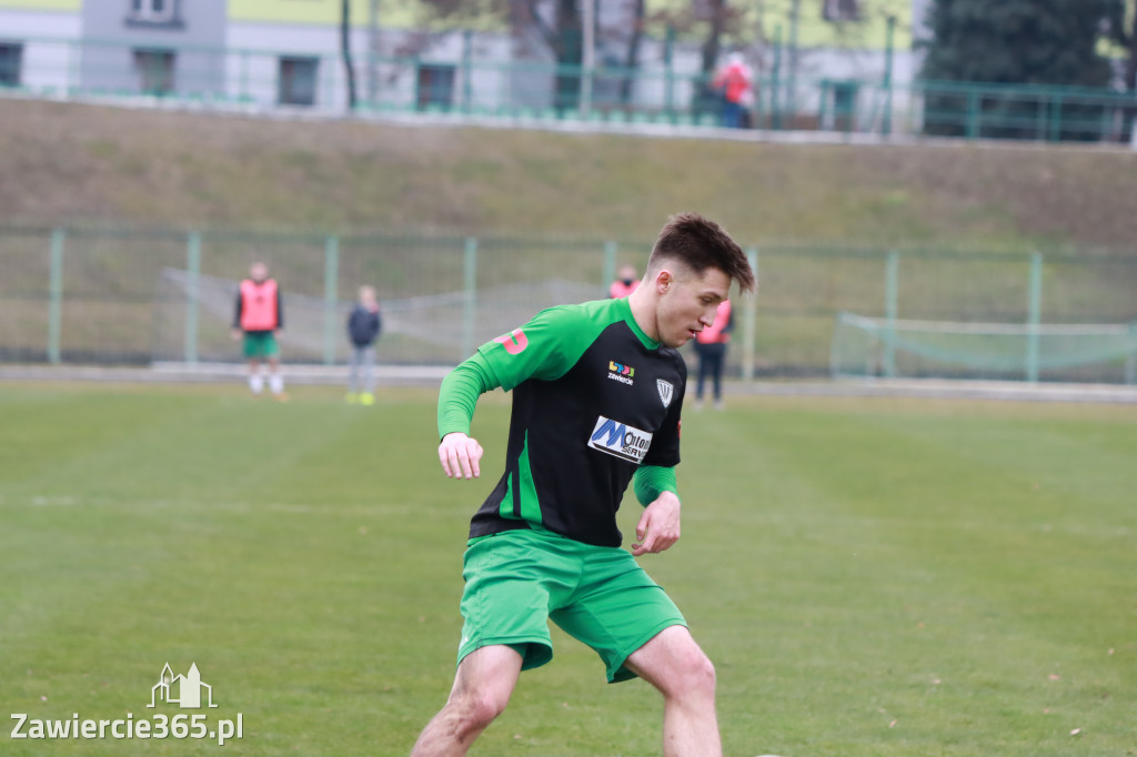 Wygrywamy ostatni mecz z  Rozwój Katowice  1:0.