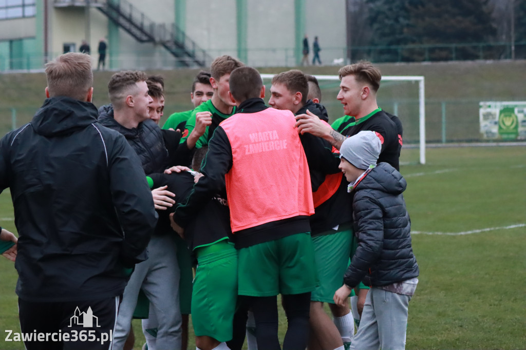 Wygrywamy ostatni mecz z  Rozwój Katowice  1:0.