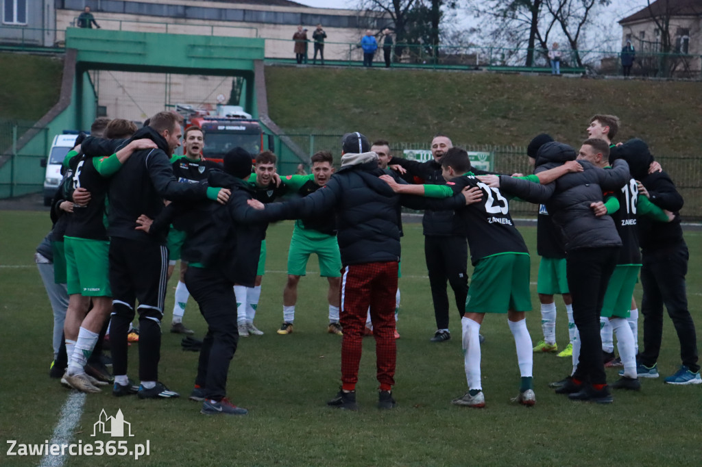 Wygrywamy ostatni mecz z  Rozwój Katowice  1:0.
