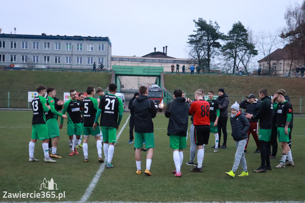 Wygrywamy ostatni mecz z  Rozwój Katowice  1:0.