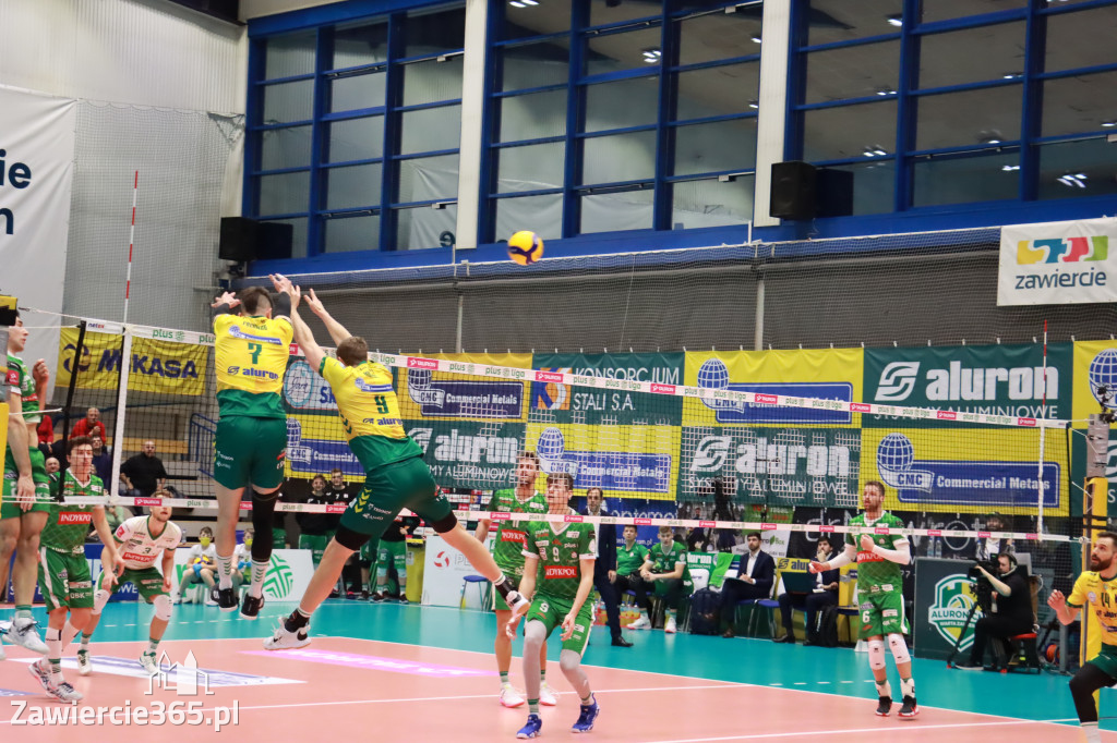Aluron CMC Warta Zawiercie pokonała Indykpol AZS Olsztyn 3:2.