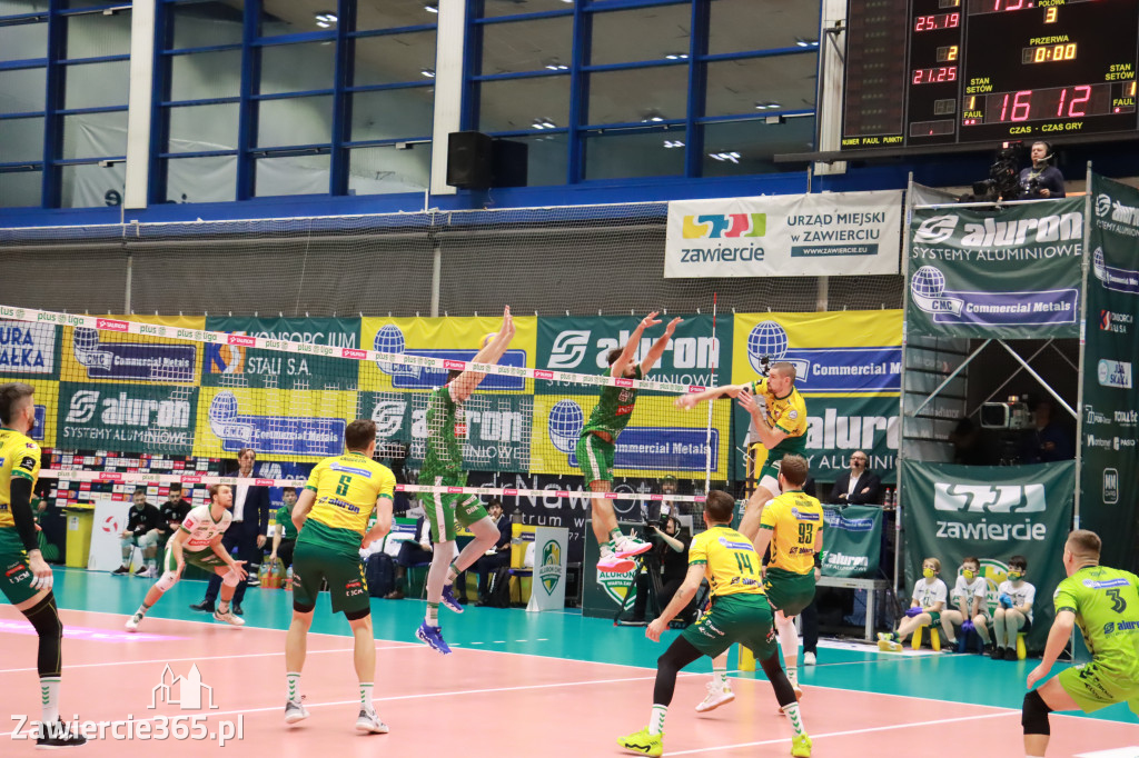 Aluron CMC Warta Zawiercie pokonała Indykpol AZS Olsztyn 3:2.