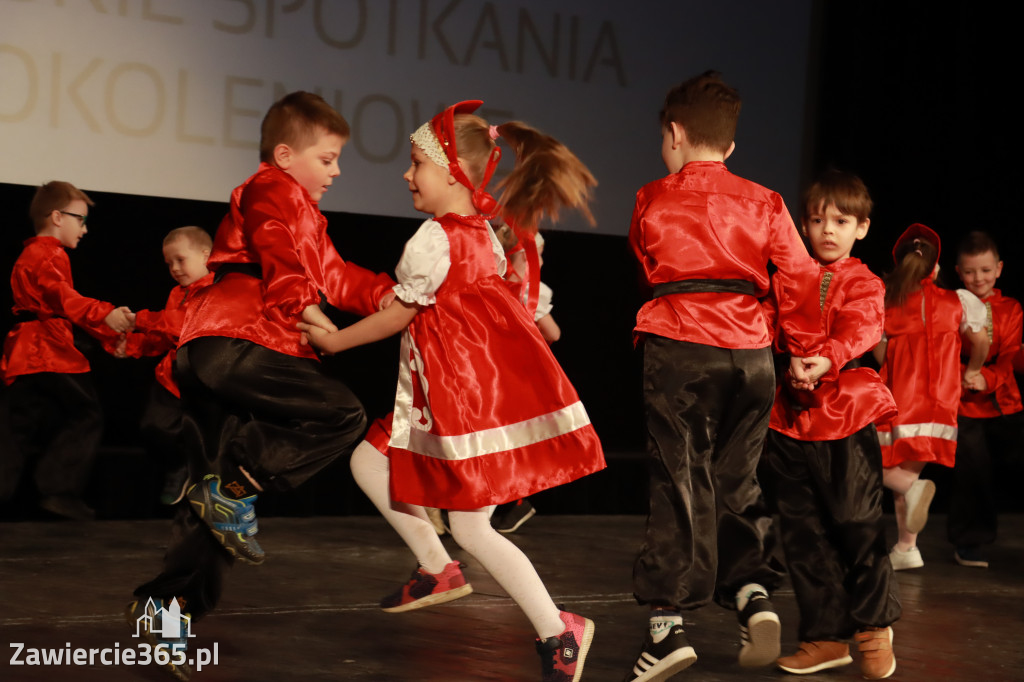 Idzie wiosna!  3. Zawierciańskie Spotkanie Międzypokoleniowe