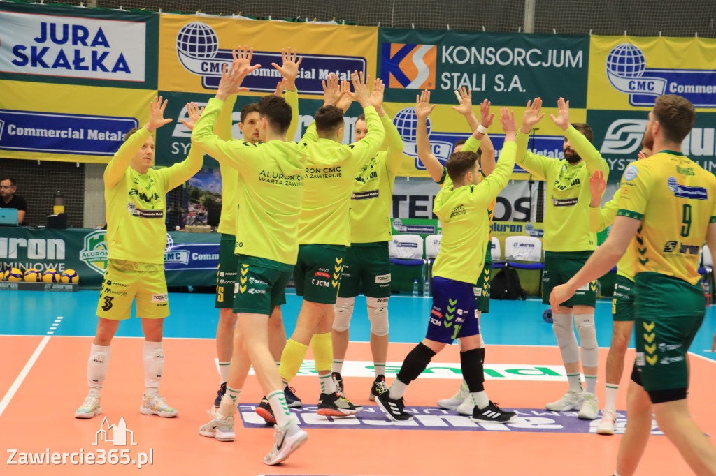  Aluron CMC Warta Zawiercie uległa we własnej hali Grupie Azoty ZAKSA w trzech setach.