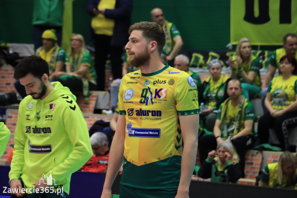  Aluron CMC Warta Zawiercie uległa we własnej hali Grupie Azoty ZAKSA w trzech setach.