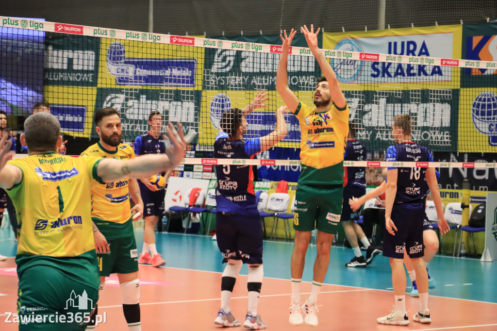  Aluron CMC Warta Zawiercie uległa we własnej hali Grupie Azoty ZAKSA w trzech setach.