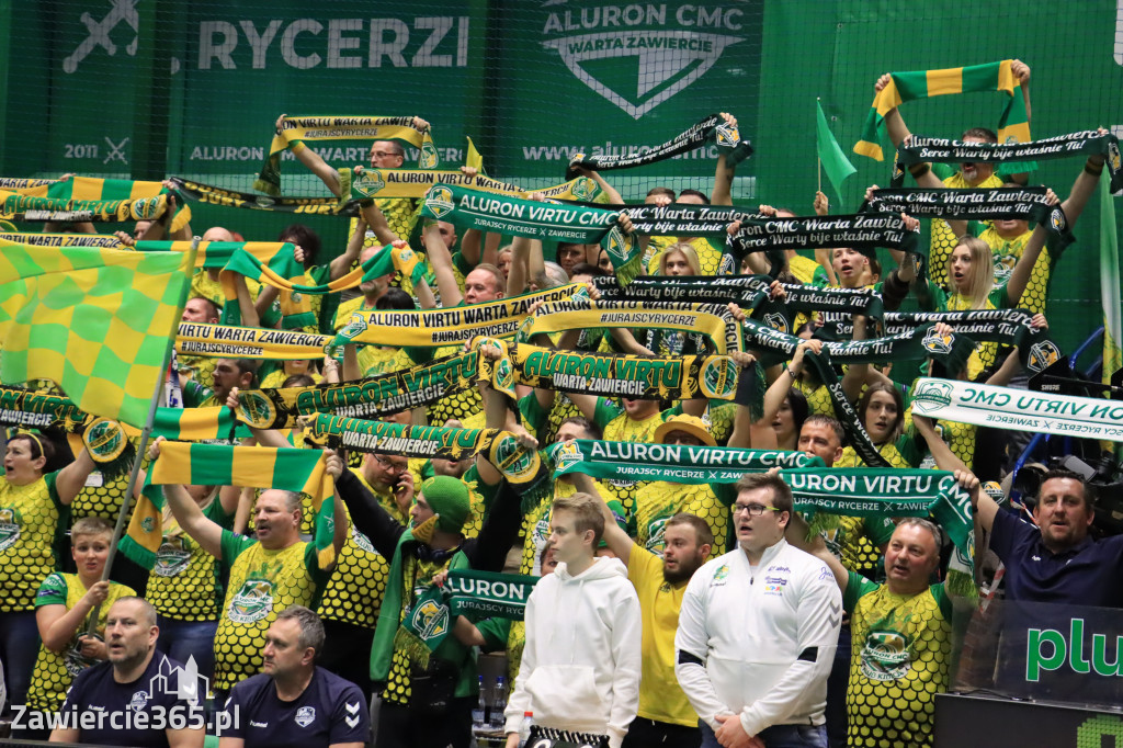  Aluron CMC Warta Zawiercie uległa we własnej hali Grupie Azoty ZAKSA w trzech setach.