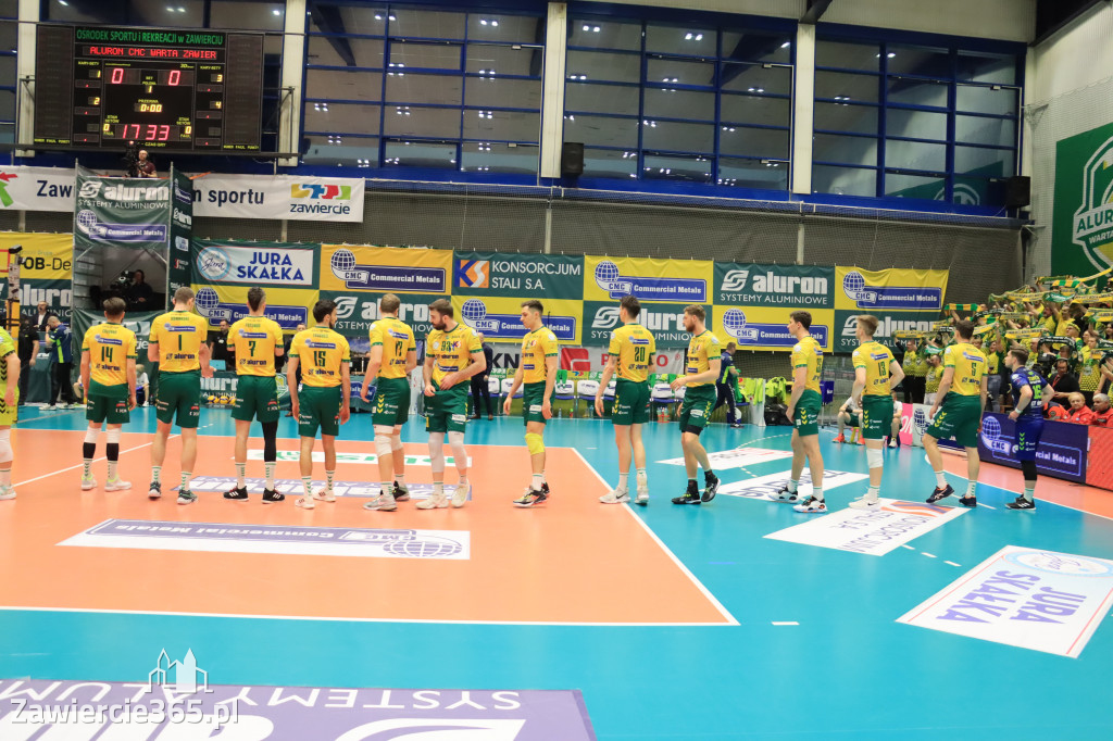  Aluron CMC Warta Zawiercie uległa we własnej hali Grupie Azoty ZAKSA w trzech setach.