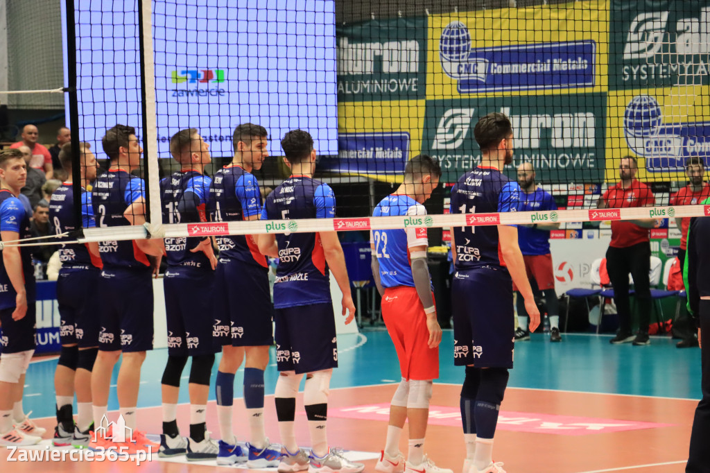  Aluron CMC Warta Zawiercie uległa we własnej hali Grupie Azoty ZAKSA w trzech setach.