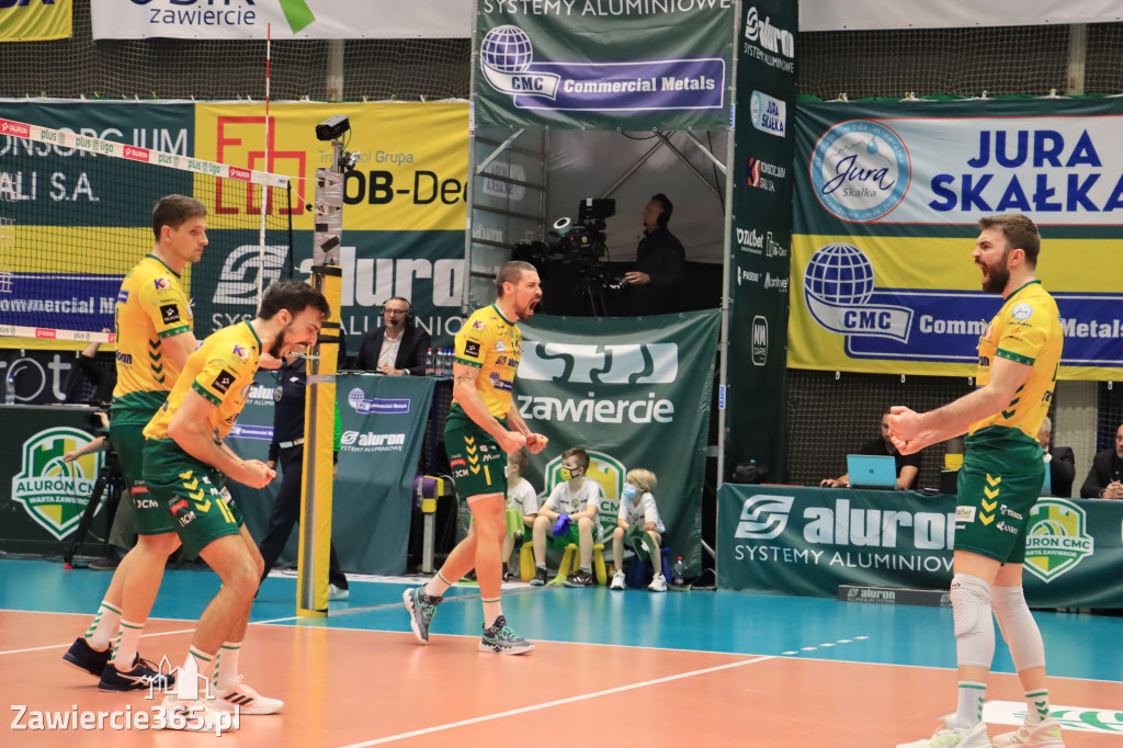  Aluron CMC Warta Zawiercie uległa we własnej hali Grupie Azoty ZAKSA w trzech setach.