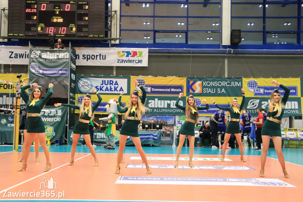  Aluron CMC Warta Zawiercie uległa we własnej hali Grupie Azoty ZAKSA w trzech setach.