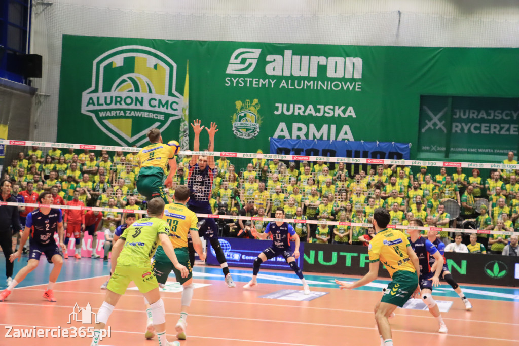  Aluron CMC Warta Zawiercie uległa we własnej hali Grupie Azoty ZAKSA w trzech setach.