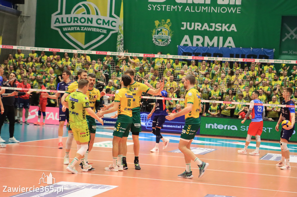  Aluron CMC Warta Zawiercie uległa we własnej hali Grupie Azoty ZAKSA w trzech setach.