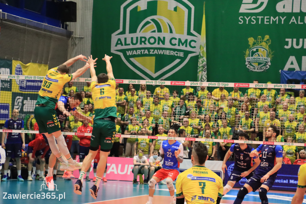  Aluron CMC Warta Zawiercie uległa we własnej hali Grupie Azoty ZAKSA w trzech setach.