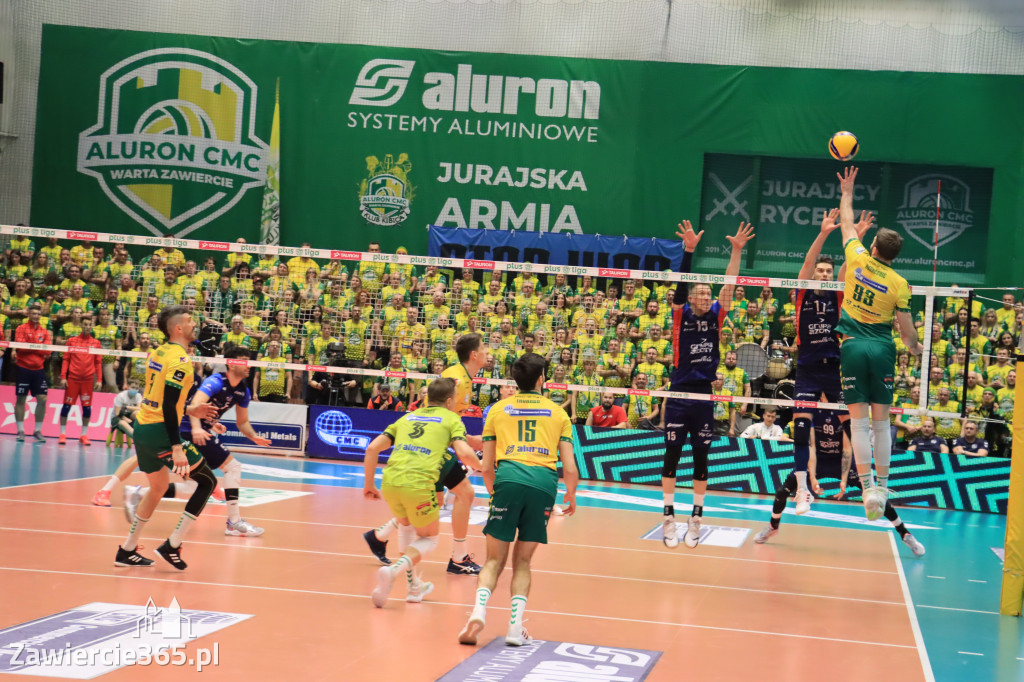  Aluron CMC Warta Zawiercie uległa we własnej hali Grupie Azoty ZAKSA w trzech setach.