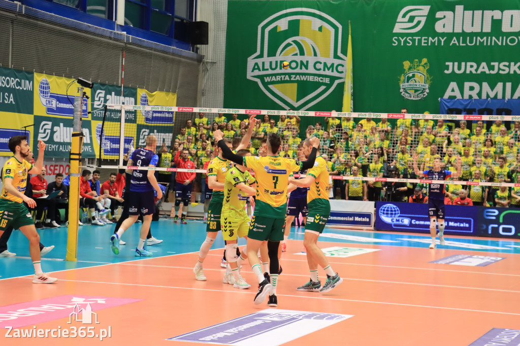  Aluron CMC Warta Zawiercie uległa we własnej hali Grupie Azoty ZAKSA w trzech setach.