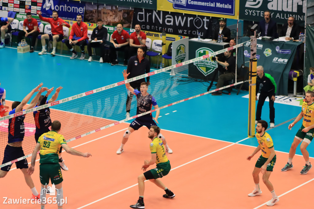  Aluron CMC Warta Zawiercie uległa we własnej hali Grupie Azoty ZAKSA w trzech setach.