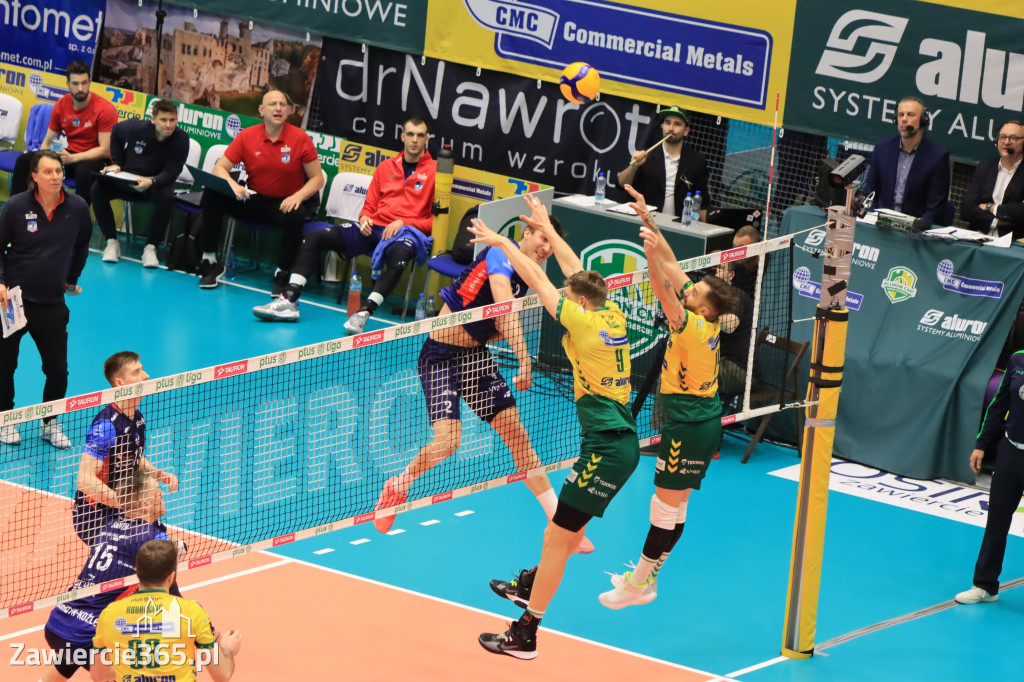  Aluron CMC Warta Zawiercie uległa we własnej hali Grupie Azoty ZAKSA w trzech setach.