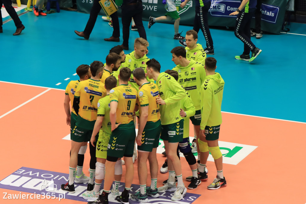  Aluron CMC Warta Zawiercie uległa we własnej hali Grupie Azoty ZAKSA w trzech setach.
