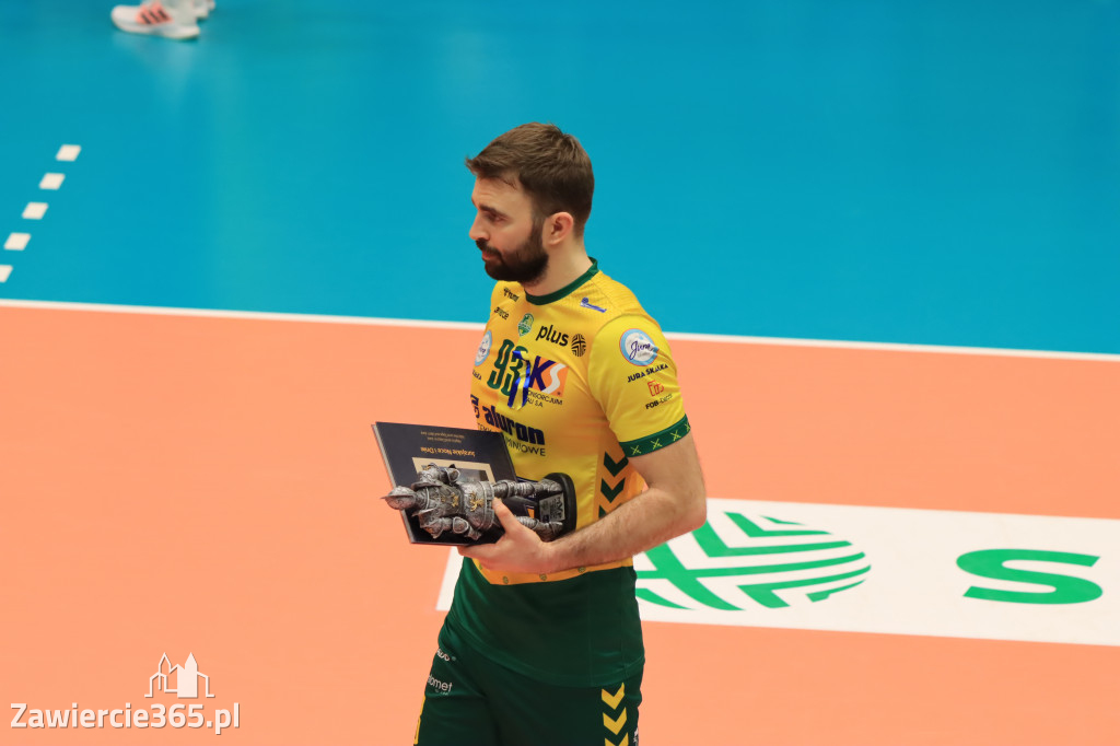  Aluron CMC Warta Zawiercie uległa we własnej hali Grupie Azoty ZAKSA w trzech setach.