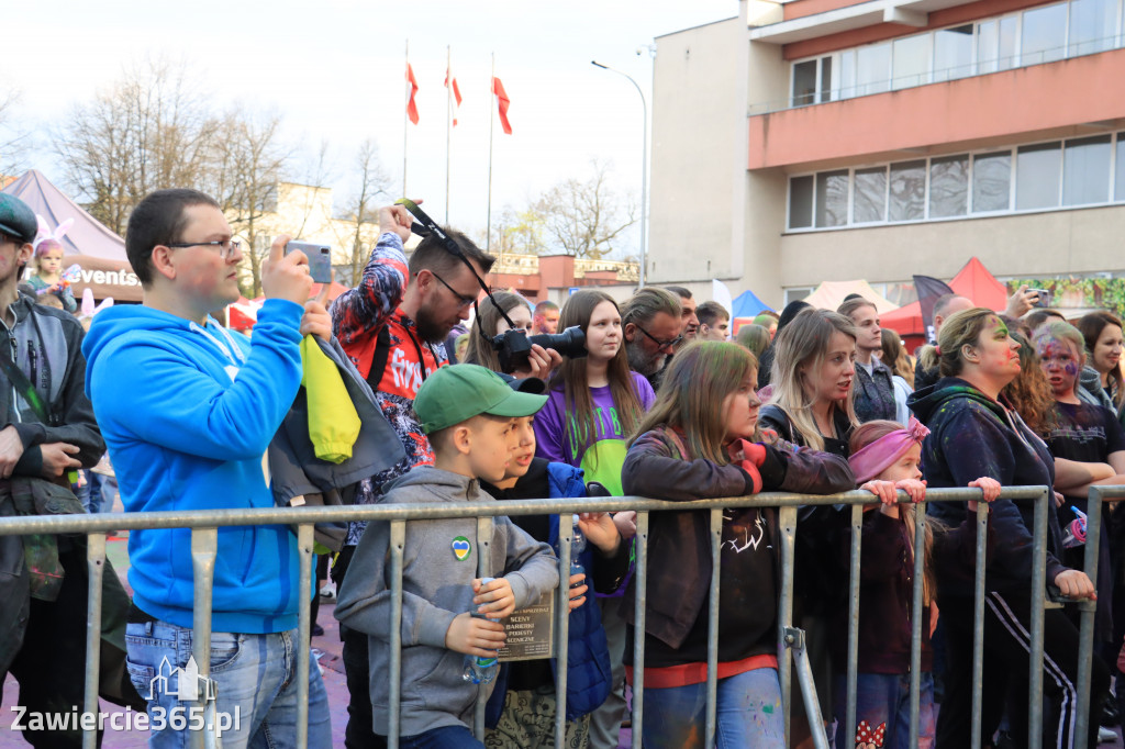 Zawierciańska Majówka 2022  Festiwal Kolorów z Koloversi, Łobuzy, Borys LBD