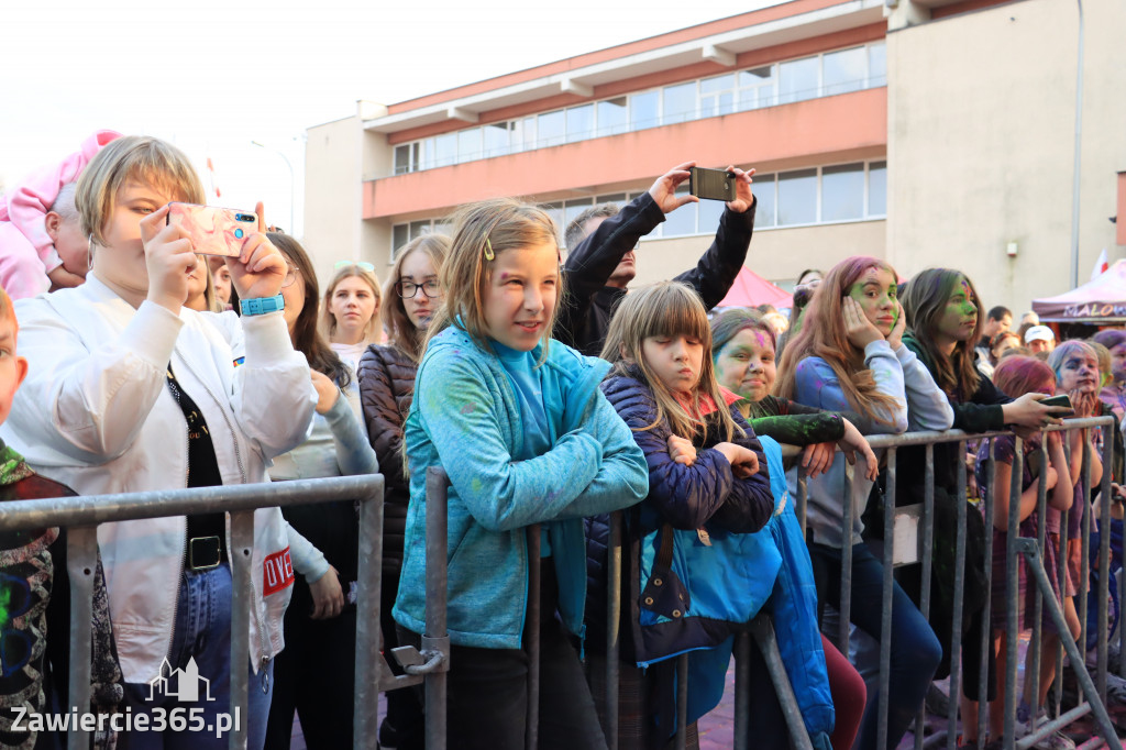 Zawierciańska Majówka 2022  Festiwal Kolorów z Koloversi, Łobuzy, Borys LBD