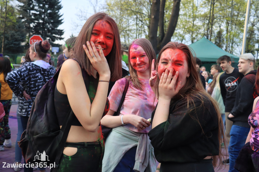Zawierciańska Majówka 2022  Festiwal Kolorów z Koloversi, Łobuzy, Borys LBD