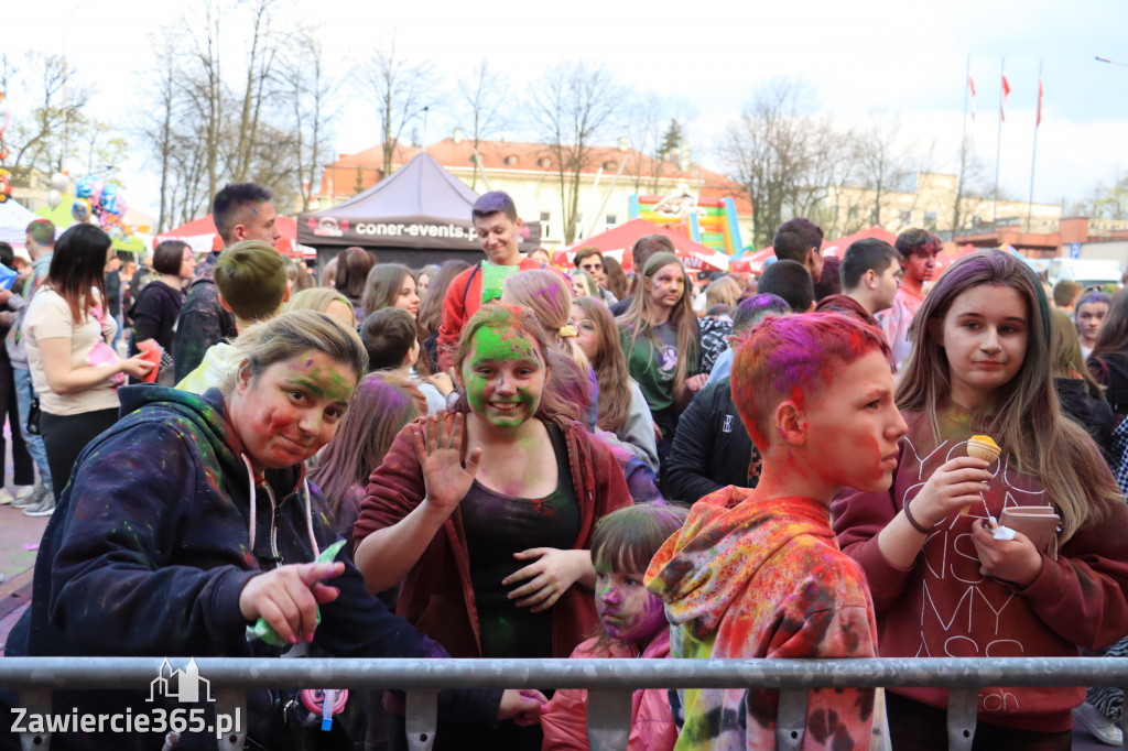 Zawierciańska Majówka 2022  Festiwal Kolorów z Koloversi, Łobuzy, Borys LBD