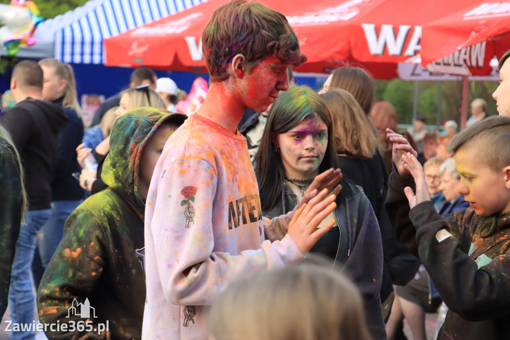 Zawierciańska Majówka 2022  Festiwal Kolorów z Koloversi, Łobuzy, Borys LBD