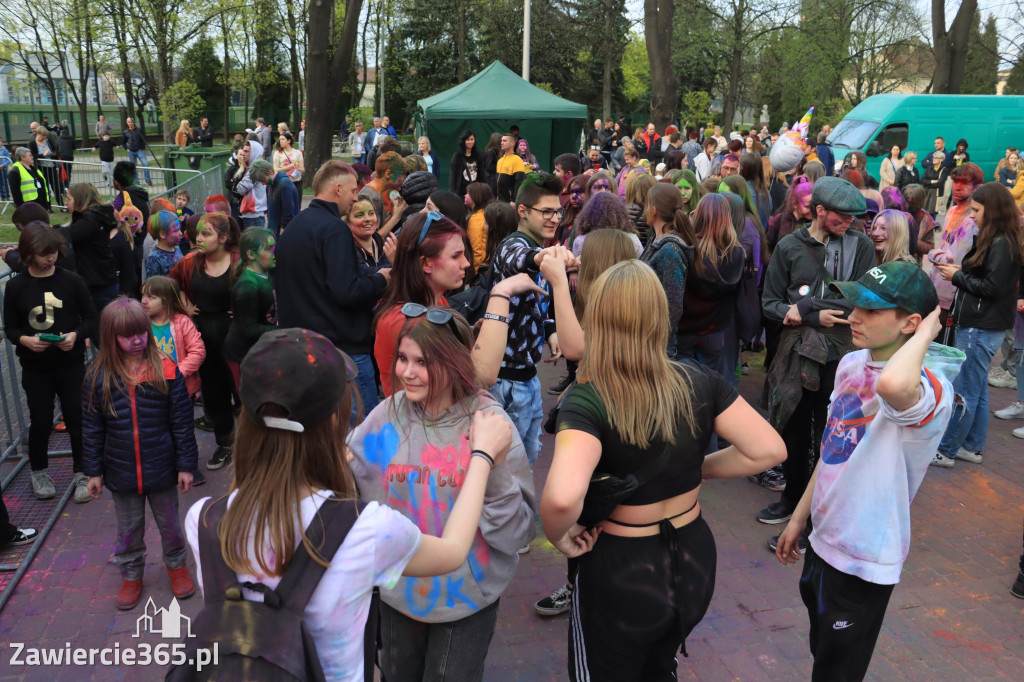 Zawierciańska Majówka 2022  Festiwal Kolorów z Koloversi, Łobuzy, Borys LBD