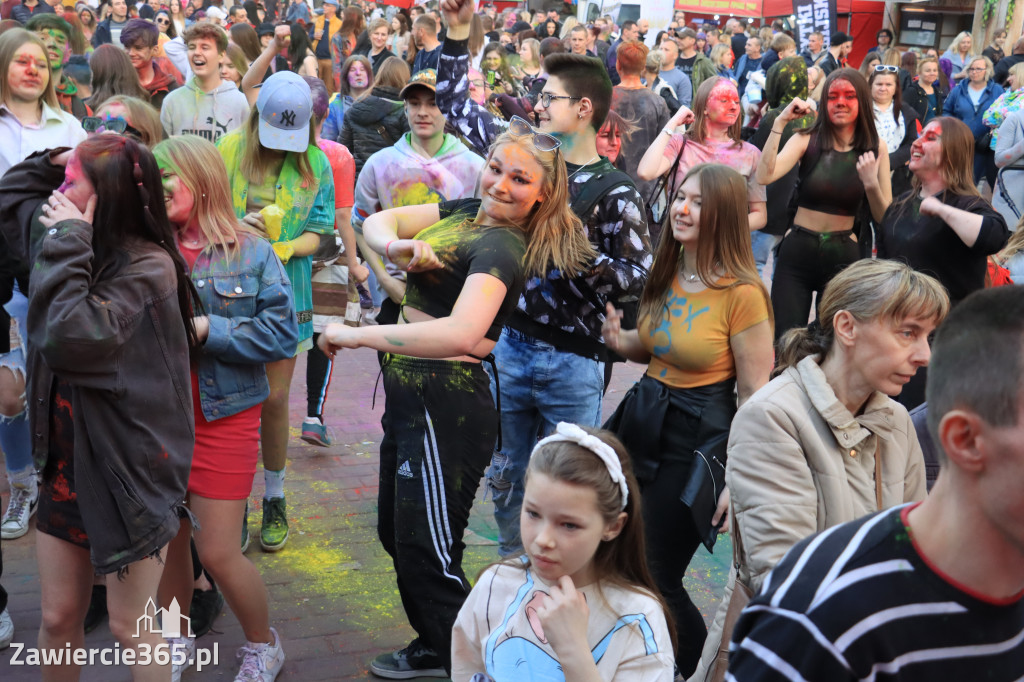 Zawierciańska Majówka 2022  Festiwal Kolorów z Koloversi, Łobuzy, Borys LBD