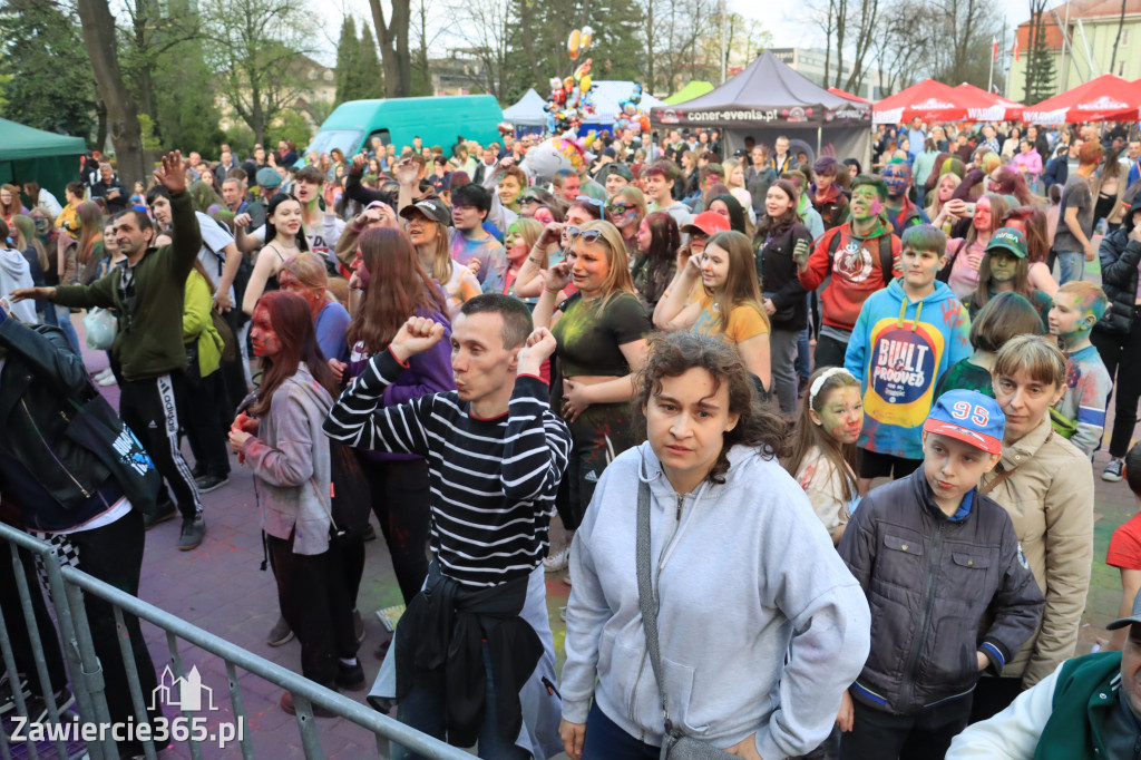 Zawierciańska Majówka 2022  Festiwal Kolorów z Koloversi, Łobuzy, Borys LBD